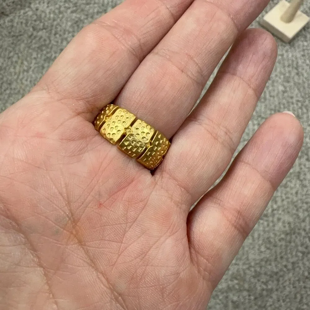 Tory Burch Ring 8 Gold Tone Fish Wrap Coastal Green Womens Jewelry Signed